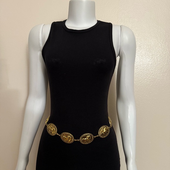 Old gold tone western style horse embossed chain belt - Picture 3 of 9